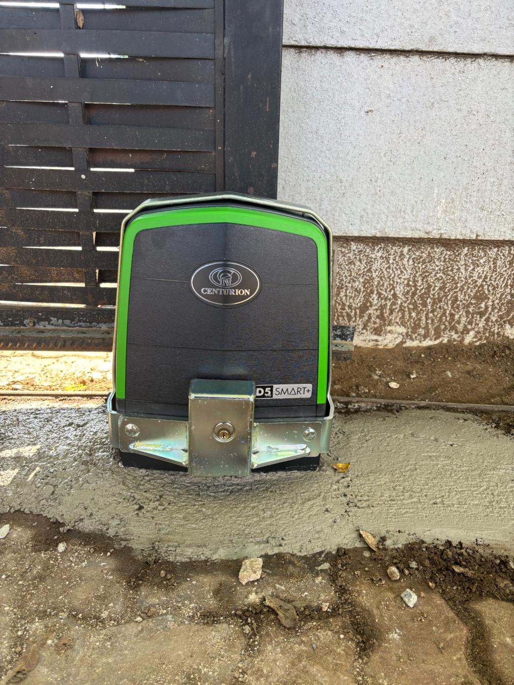 Close-up of the installed Centurion D5 SMART+ sliding gate motor in Esther Park, Kempton Park